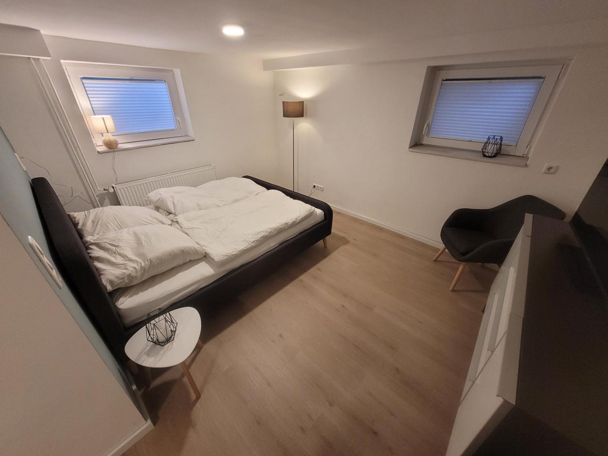 Zimmer Im Souterrain Mit Eigenem Bad Целле Экстерьер фото